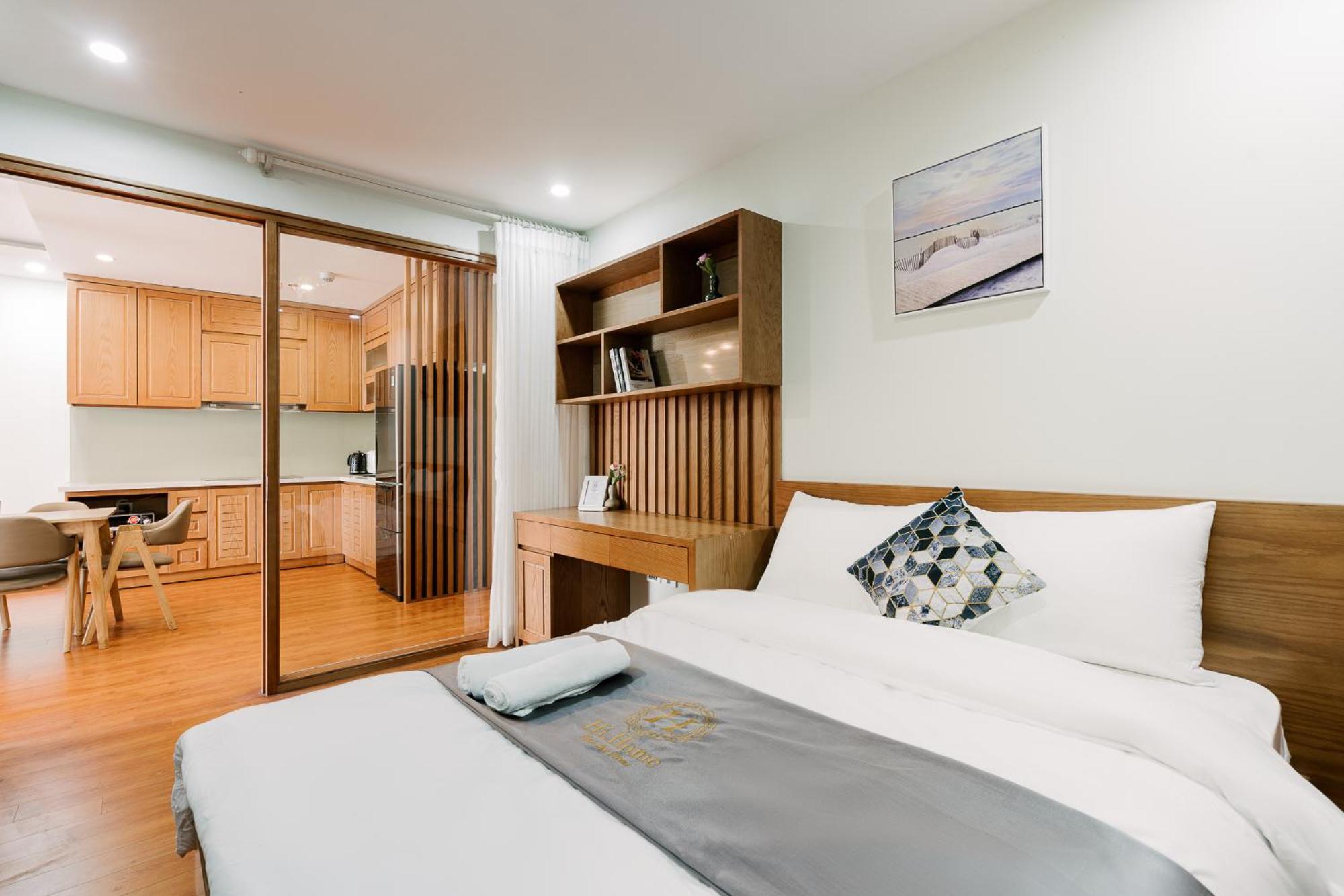 Apartment Hi-home - The West Xuan Dieu *